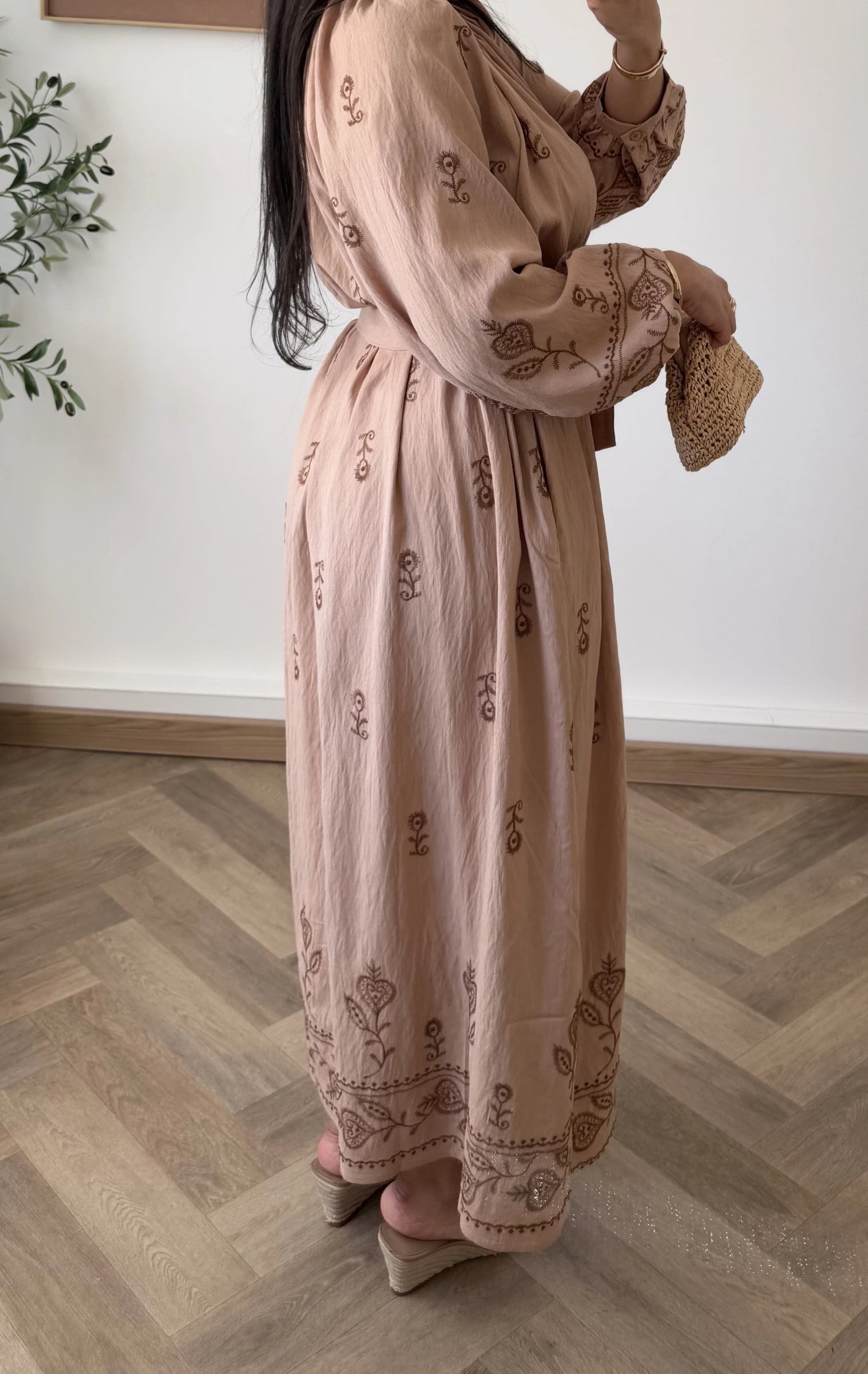 Robe en broderie orientale Elisa à manches ballon